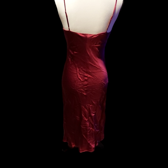 L'Agence Jodie V Neck Midi Slip Dress Silk Satin NWT Size 2 Deep Red - Picture 3 of 6